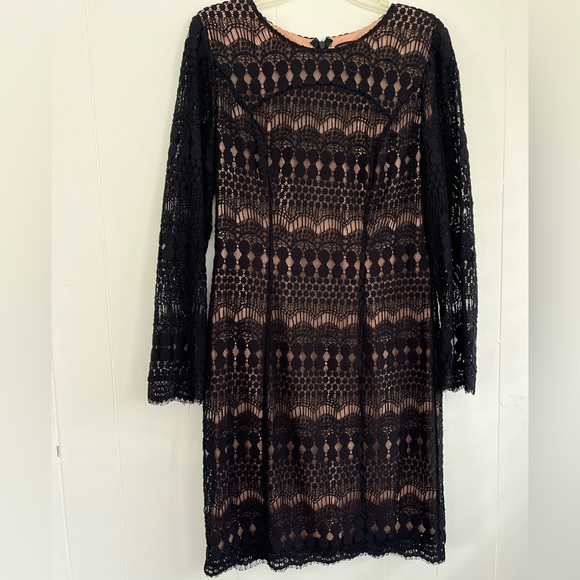 White House Black Market Black Midi Lace Sheath Dress Size 10 12 - Picture 2 of 16
